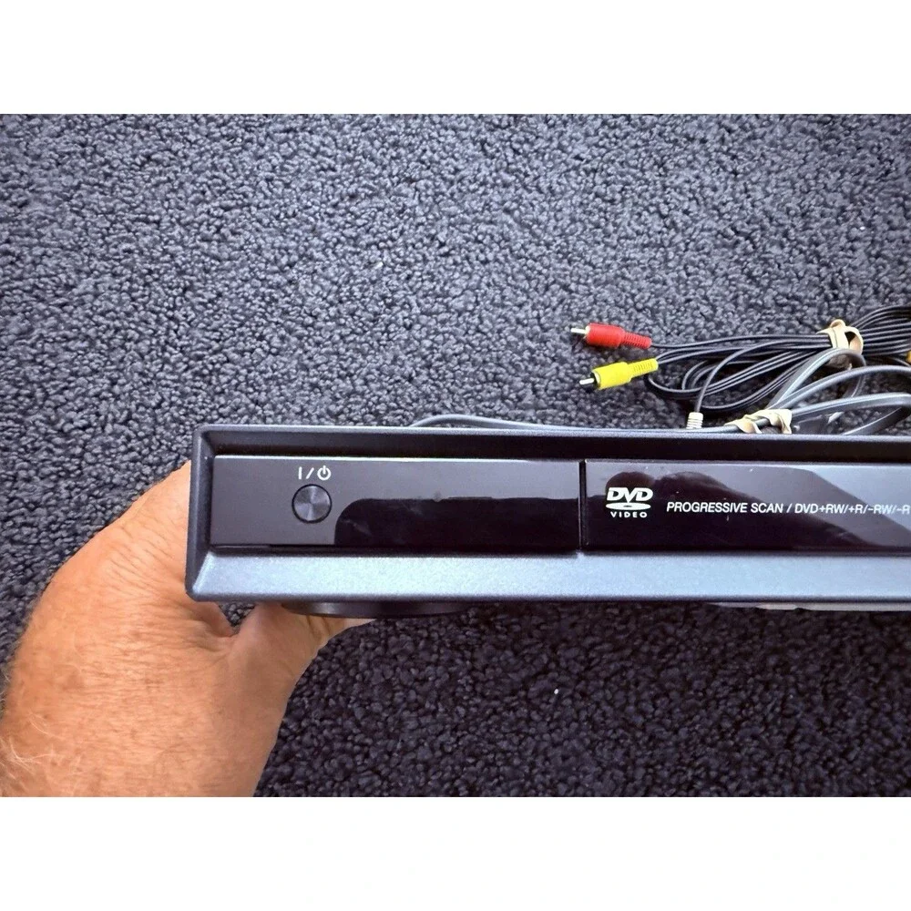 Sony DVP-NS57P CD/DVD Player Black w/ Power & AV Cords No Remote TESTED